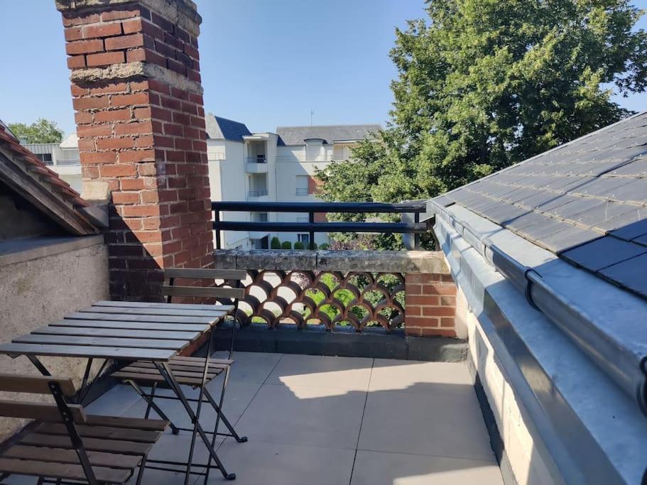 Bel Appart Renove Avec Terrasse Saint-Avertin Εξωτερικό φωτογραφία